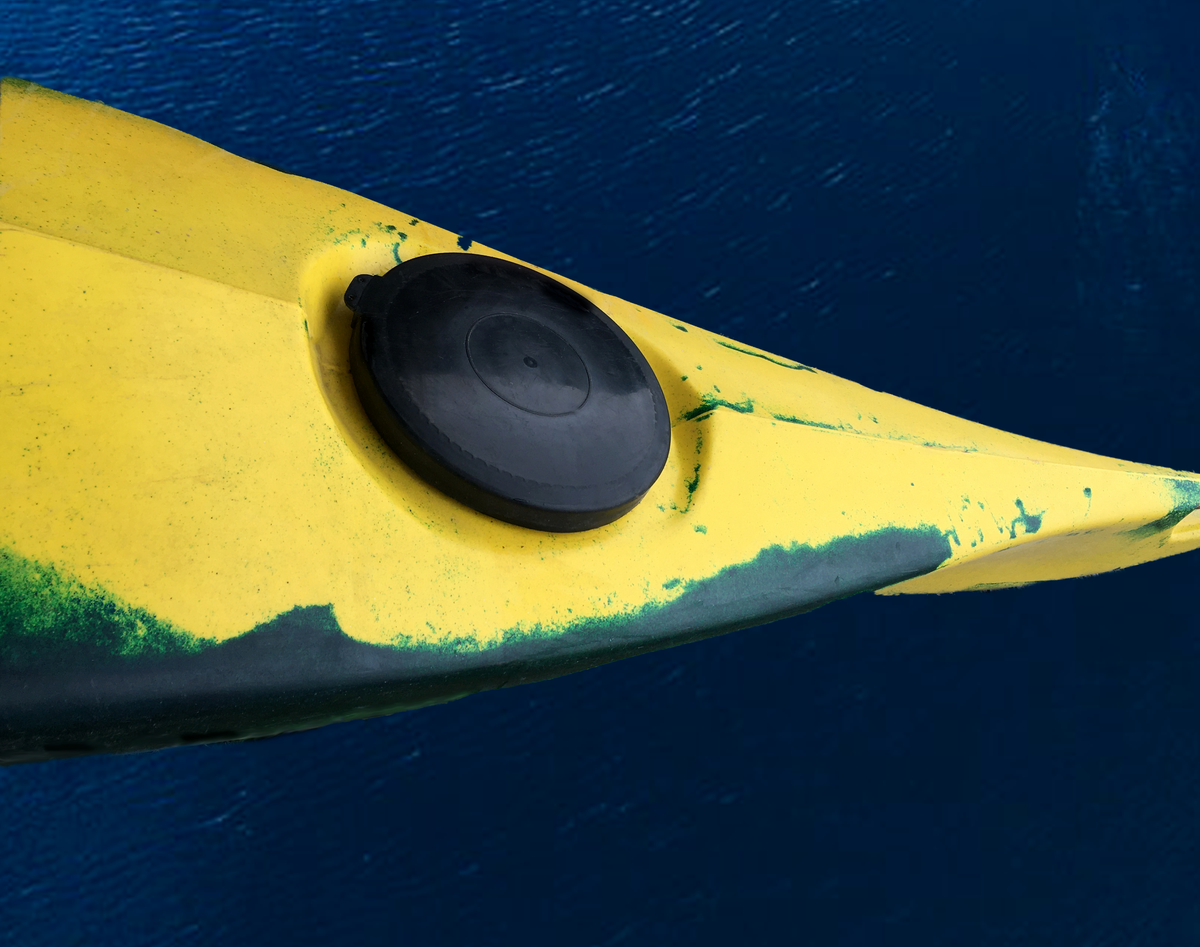 Kayak Hatch Cover 10" Moulded Round Hatch Paluski Boats Paluski Boats Ltd.